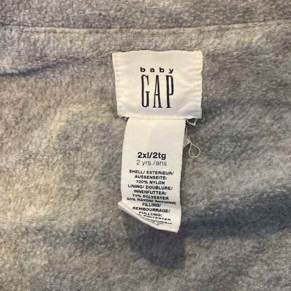 4/$20 Baby gap boys fleece lined vest, size 2T - Picture 2 of 5